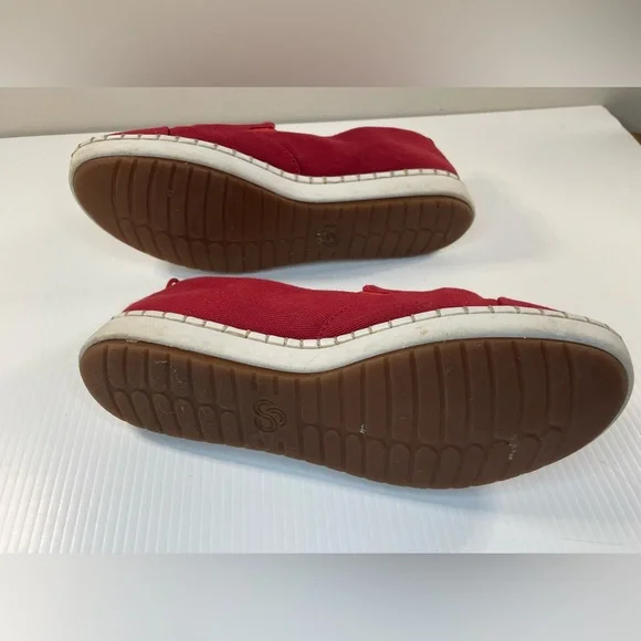 Clarks Collection Cloud Steppers Slip On Step Glow Jade Red Shoes 7.5 M - Picture 7 of 8